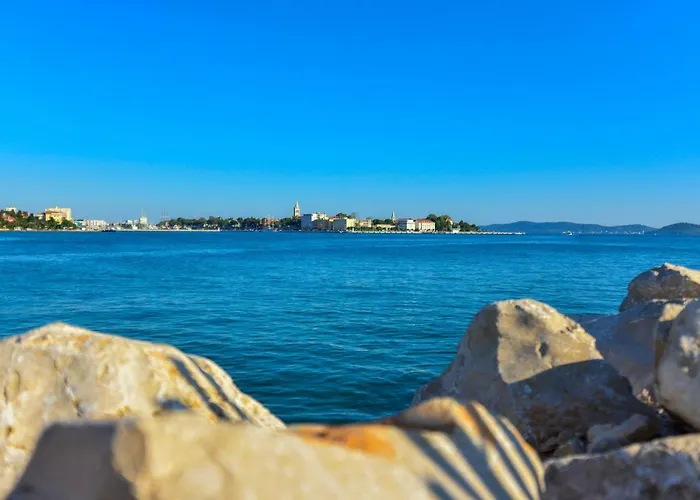 Benelux * Задар