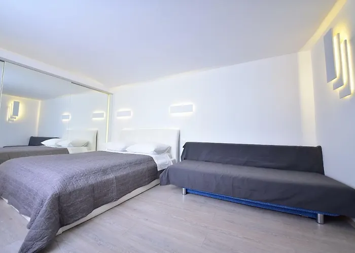 Апартаменты Benelux Задар