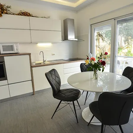 Benelux Apartament
