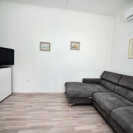 Benelux Apartament *